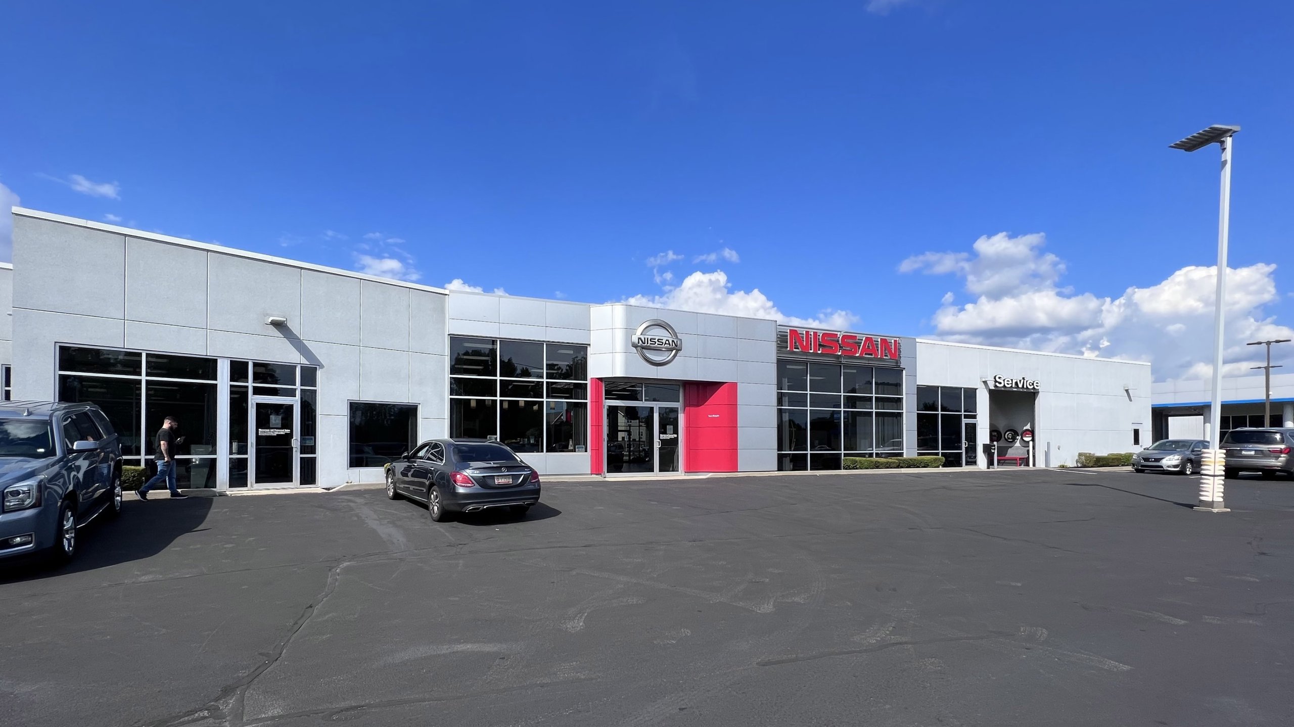 Tom Naquin Nissan